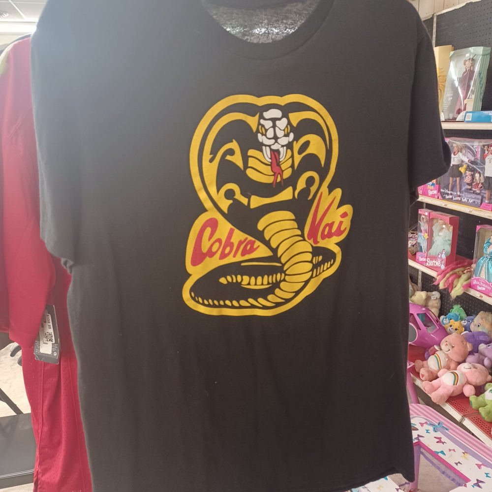Black Medium *M* Cobra Kai Shirt Medium men's